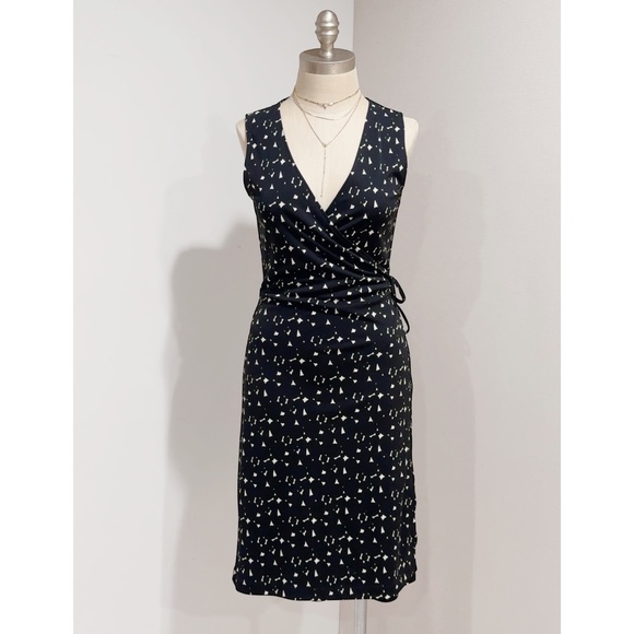 Kenneth Cole Women's Black & White Geometric Print Wrap Dress Size PM - Picture 1 of 5